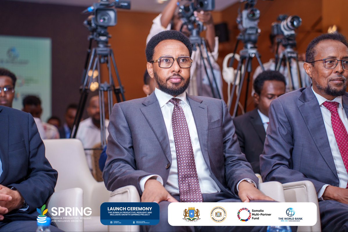 SPRING_MOF_SOM's tweet image. Minister of Finance, Bihi Iman Egeh, in attendance at the Spring Launch Conference today. “We thank the World Bank for their continuous support. It&apos;s a new year for the financial sector of Somalia.
#SPRINGProject #Somalia #Development