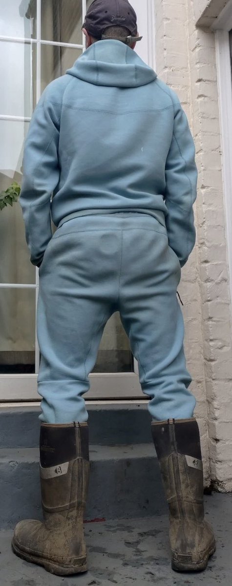 This Round’s On Me! tweet media