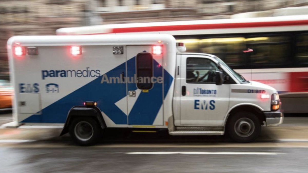 raghu_venugopal's tweet image. 4 physicians and 5 nurses worked to resuscitate the patient. 

7 more specialist physicians got involved. 

We woke up the whole hospital that wasn't sleeping anyway. 

That's our Canadian publicly funded healthcare system.