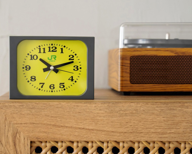 PR]JR東日本 みどりの駅時計 BOOK JR東日本の駅や改札の”あの時計”が