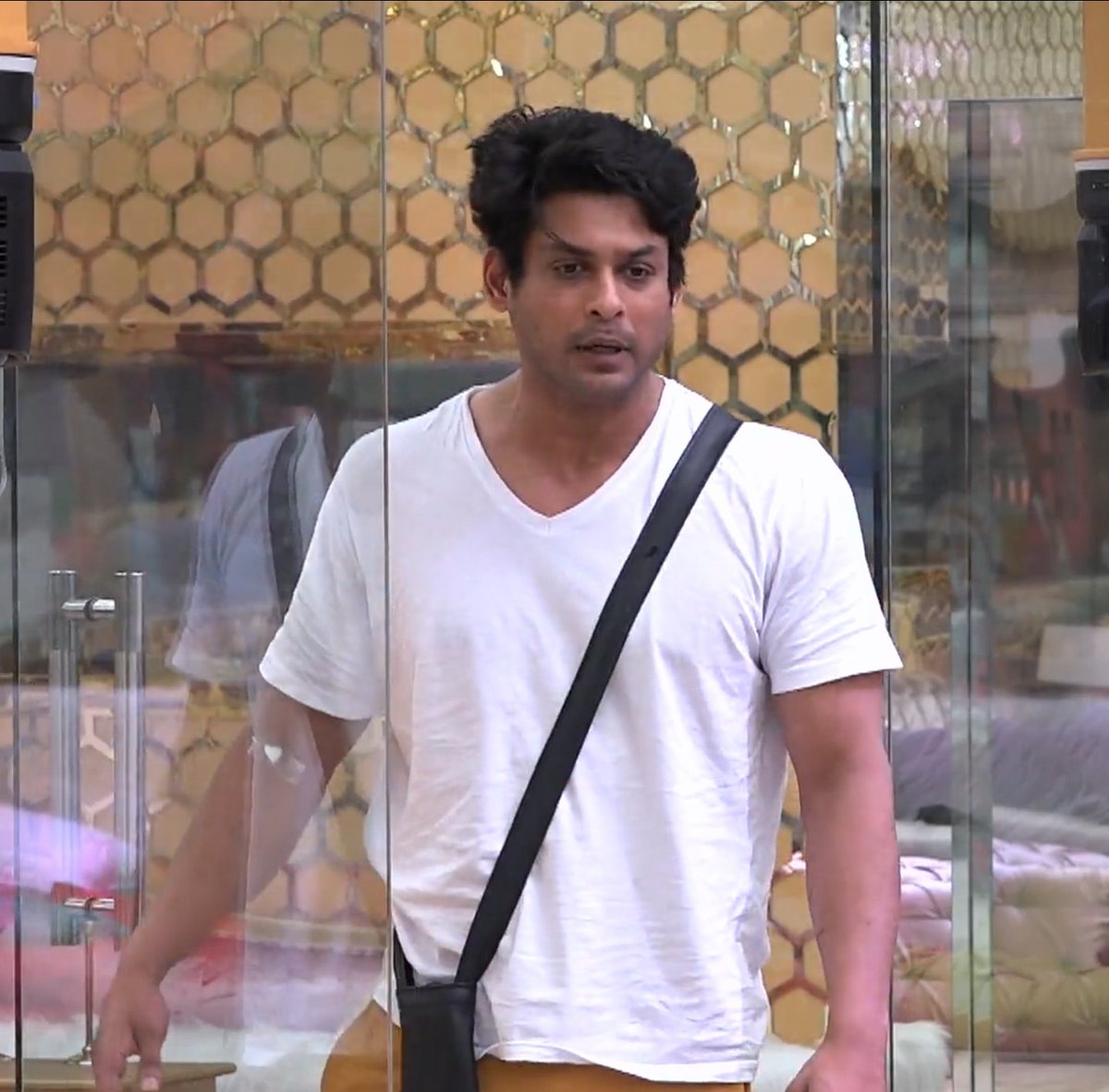 sid_ke_sath's tweet image. ╭────── · · 🎊 · · ──────╮
    BIRTHDAY COUNTDOWN 
╰────── · · 🎊 · · ──────╯
 
《17》days to go!!!..........🔥

#SidharthShukla #SidHearts