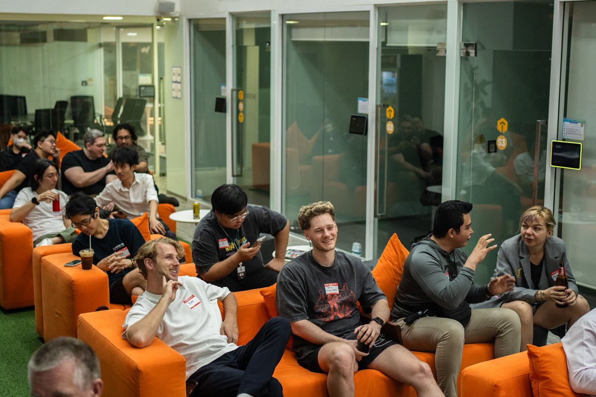 CreateWithHQ's tweet image. The first Create With event in Asia was a huge success with our event in Bangkok last night 🇹🇭

@jamesdevonport from Create With was in town to host and we heard from 4 amazing speakers sharing how they&apos;re using AI and visual development to build incredible products and systems.…