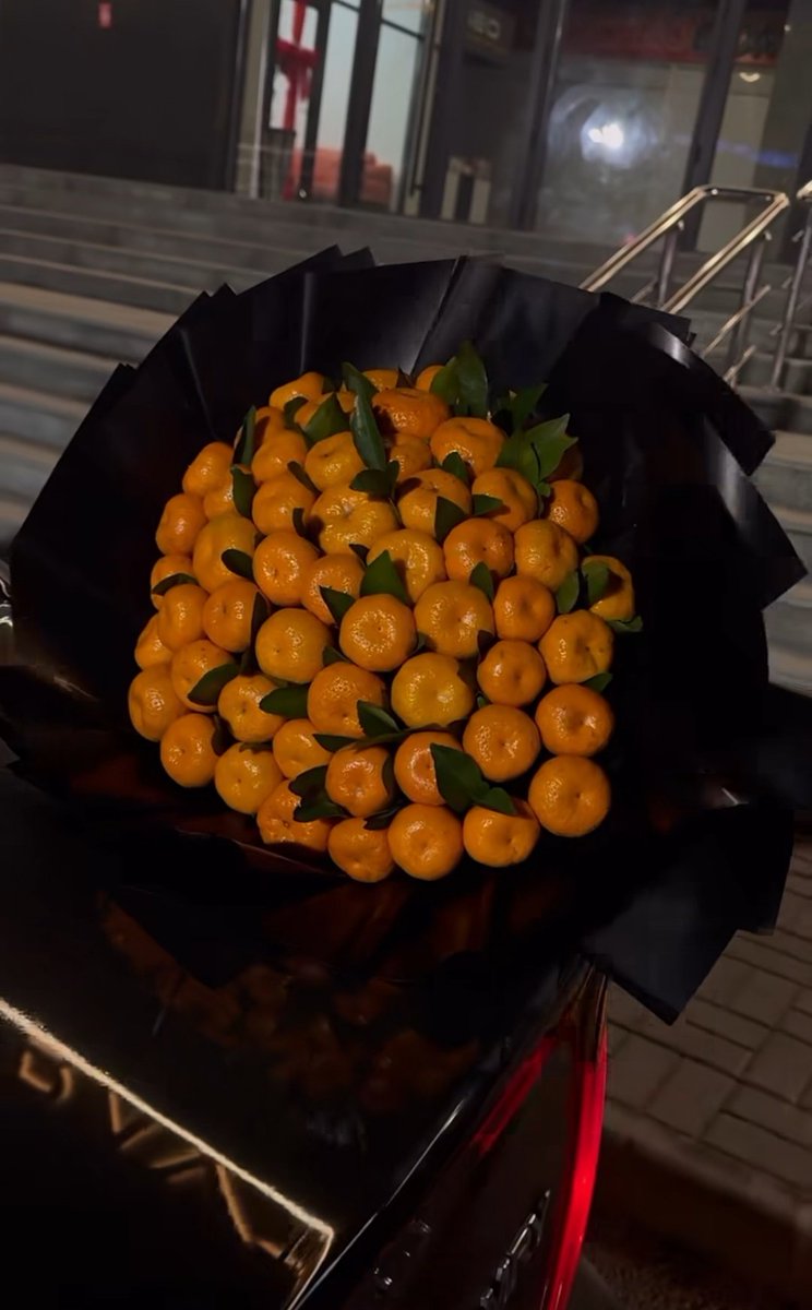 دسته گل برای به دام انداختن یه نفری