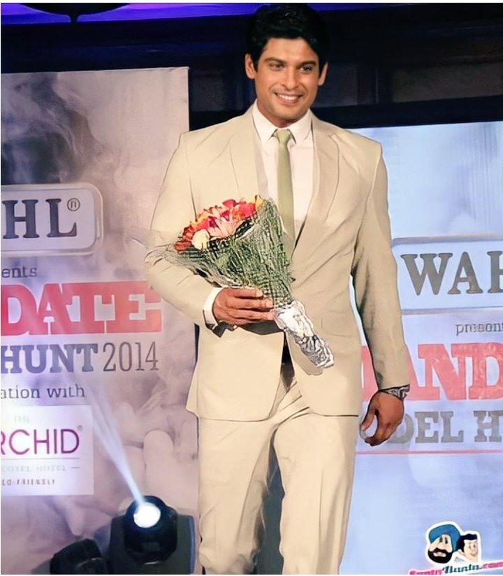 sid_ke_sath's tweet image. 📿 HASHTAG BOOSTER 📿

《we》🪴《love》🪴《you》

        💘 #SidharthShukla 💘