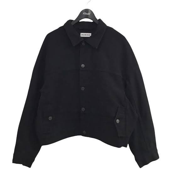 Eve_fashion0523's tweet image. JACKET:Acne Studios    ロゴジッパージャケット   

JACKET:BALENCIAGA   UPSIDE JACKET

#EveUNDERCOVER