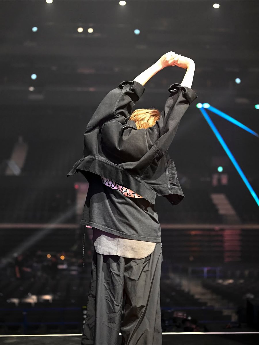 Eve_fashion0523's tweet image. JACKET:Acne Studios    ロゴジッパージャケット   

JACKET:BALENCIAGA   UPSIDE JACKET

#EveUNDERCOVER