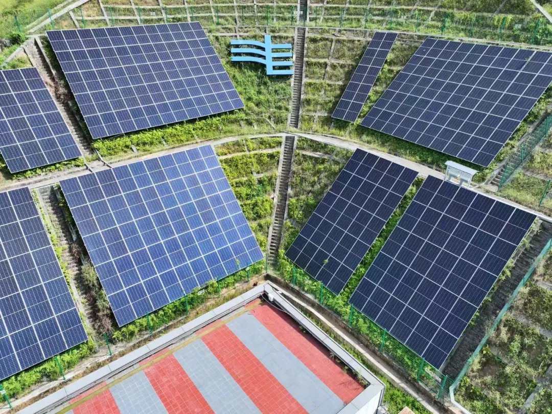 The first-ever Young Engineers Internship and Exchange Program, co-hosted by CSG and CIGRE, was launched in Guangzhou on Nov 17, during which 10 talented young engineers from six countries will enjoy a dynamic four-week experience in the Greater Bay Area.🤝

They'll engage in 50+