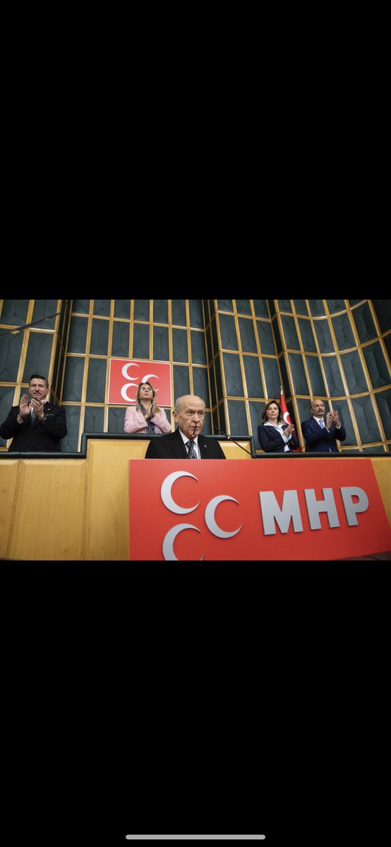 Siyaset üstü bir meselede ortak irade şarttır. Bahçeli’nin sözü tüm siyasi partilere uzatılmış bir eldir. 1611 öğretmenin hakkı, meclisin çıkaracağı ek kanunla teslim edildiği gün ülke olarak hepimiz rahatlayacağız.
#MHPdenMülakataEkAtama