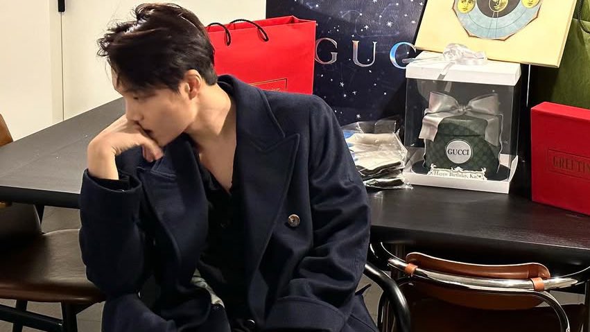 winter boyfriend hours 🧸🤎🧣