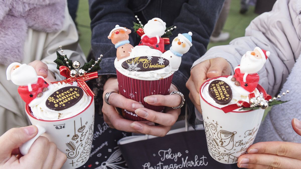 「東京クリスマスマーケット2025」今年は〈神宮外苑〉〈芝公園〉の2会場で開催。本場ドイツの空気感をそのままに、グリューワインや伝統料理、クリスマス雑貨のショッピングが楽しめます。神宮外苑：11/21(金)-12/25(木)、芝公園：12/5(金)-12/25(月)→event-checker.info/tokyo-xmas-mar…