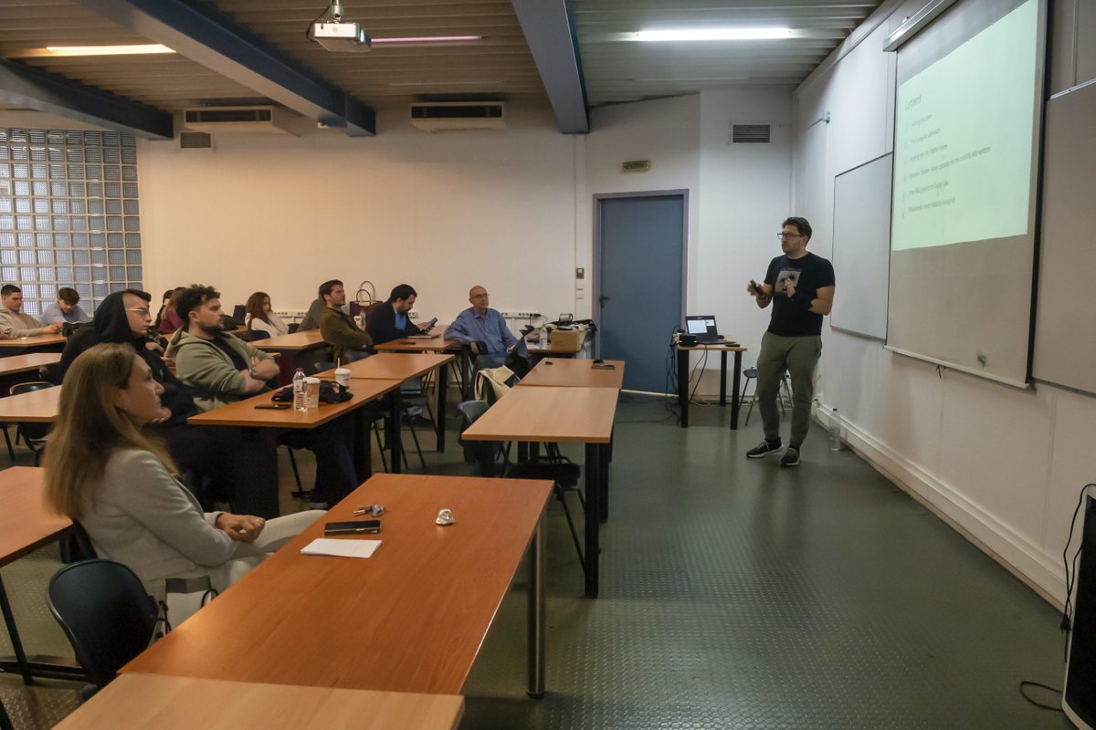 CivEngUTH's tweet image. 🎓 Διάλεξη IMET–EKETA με τον Josep Maria Salanova Grau «Καινοτόμα εργαλεία &amp;amp; δεδομένα για τη λήψη αποφάσεων στην κινητικότητα»

🗓️ 19/11/25 – Τμήμα Πολιτικών Μηχανικών ΠΘ

🙏 Ευχαριστούμε τον κ. Salanova Grau για τις πολύτιμες γνώσεις!

#civilengineering #mobility #research #IMET