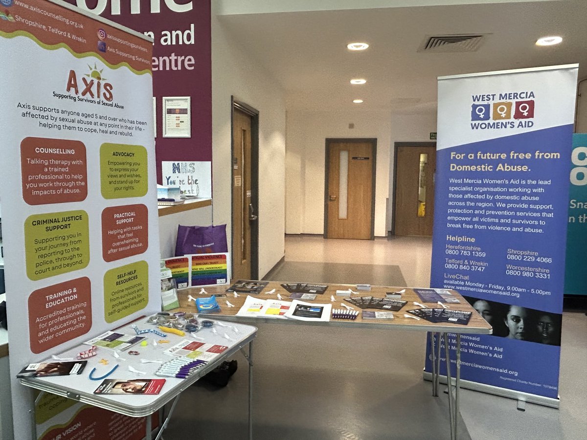 Pop along to the Women’s &amp; Children’s Atrium at PRH. #whiteribbonday  ⁦<a href="/sathNHS/">SaTH</a>⁩