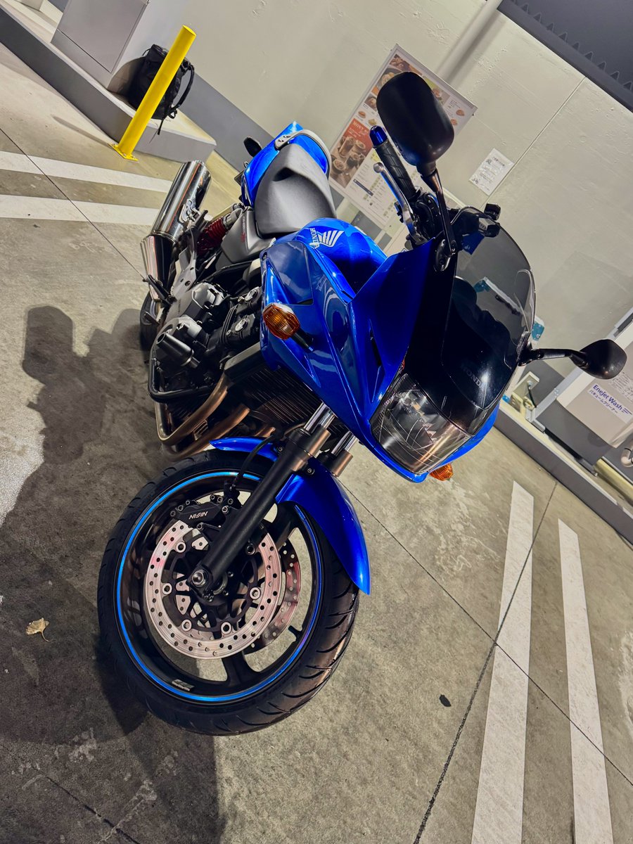 CB400SB納車！！
頑張ってンバァァァァしていきたいと思います🙇‍♂️
