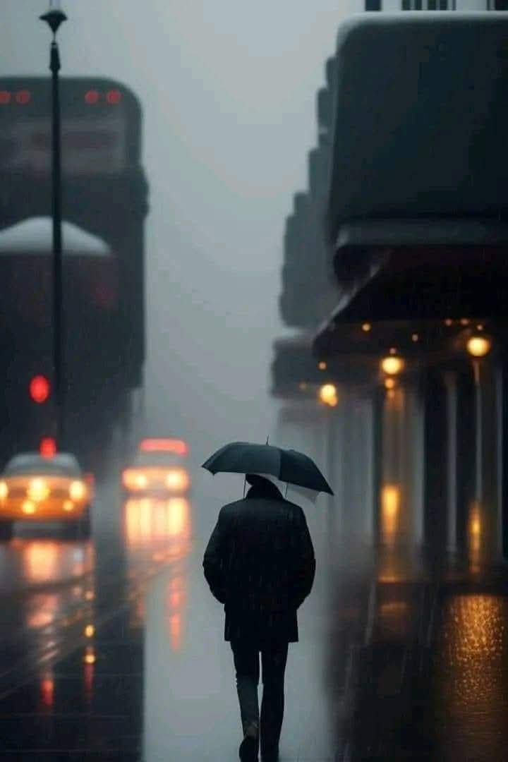 NylaZaheer1's tweet image. اب تیرے شہر سے گزر جاتے ہیں خاموشی سے 
اب تیرے شہر میں ، کچھ بھی ہمارا نہیں رہا