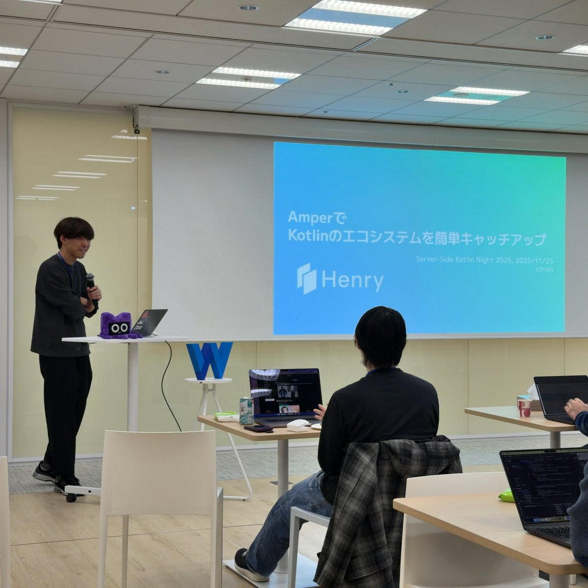 odashoDotCom's tweet image. #KotlinFest_SSK 最初のセッションは @ichien178 さん！名古屋じゃない愛知から来たらしい？？(´Д` )？？