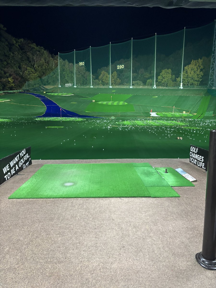 garyudeikou's tweet image. 久しぶりの練習⛳️

寒くなりましたね😨

今週末に今年２回目のラウンドがあるので楽しみます👍👍

さて、練習終わったし温まりに帰りまーす🚗💨