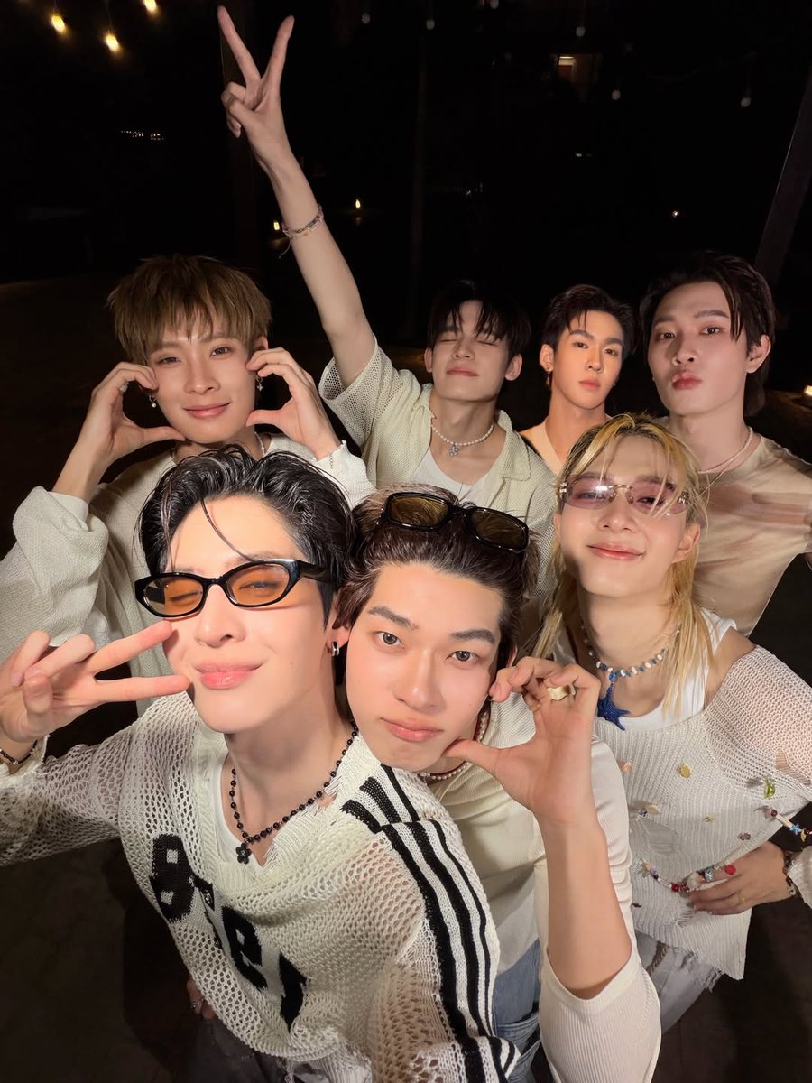 woainewofficial's tweet image. 【☁️📷】
 ©️ ig : james.spmk
🗓 : 24.11.2025

ฉันสวยไหม...นิดหน่อย 😎✨️

CHAWARIN ON THE BEACH
#BEACHBOYS2025xNuNew
#BEACHBOYS2025

— @CwrNew ♡
#NuNew #NanaNu