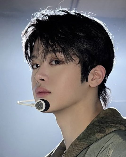 すご…こんな完璧な顔ない…綺麗だ…