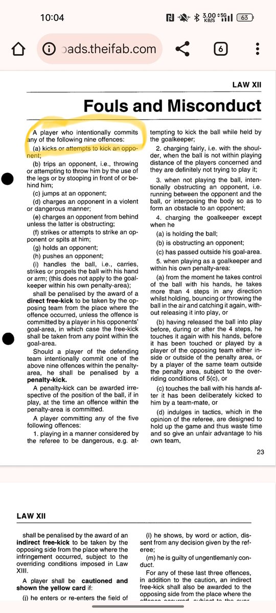 Ayer di mal un dato en el <a href="/ellarguero/">El Larguero</a> pido perdón a los oyentes.
Dije que habían quitado la voluntariedad de la regla 12 en cuanto a faltas hace 15 años.
Como pasa el tiempo bufff. Fué exactamente hace 30. En la 95-96.
Os paso las reglas del 94-95 y 95-96. Ahí fue el GRAN cambio
