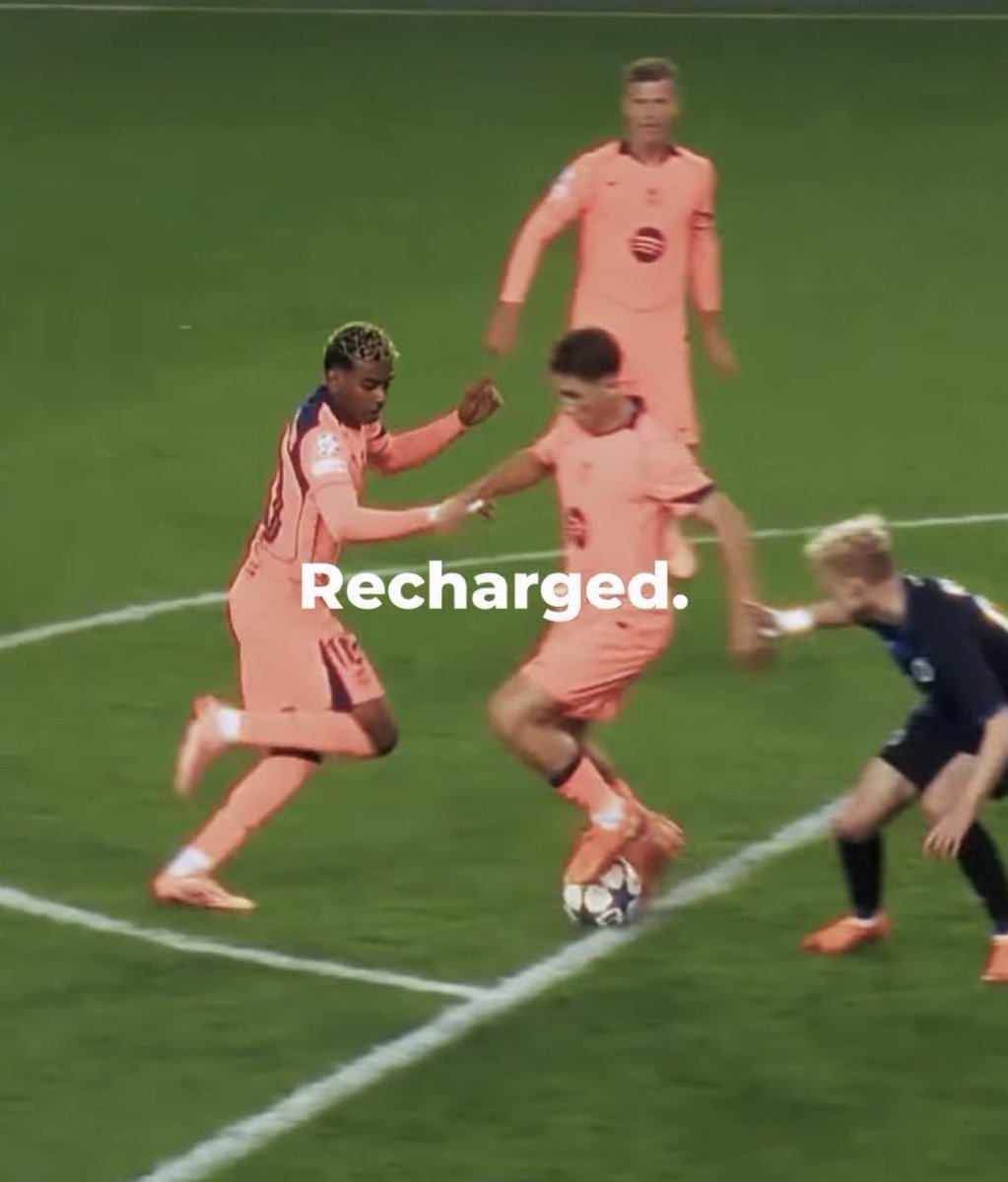 ActuFoot_'s tweet image. 🚨 « 𝗝𝗘 𝗠𝗘 𝗦𝗘𝗡𝗦 𝗗𝗘 𝗡𝗢𝗨𝗩𝗘𝗔𝗨 𝗠𝗢𝗜-𝗠𝗘̂𝗠𝗘.

Revigoré. Ressourcé.

𝗥𝗜𝗘𝗡 𝗡𝗘 𝗠’𝗘𝗠𝗣𝗘̂𝗖𝗛𝗘𝗥𝗔 𝗗’𝗘̂𝗧𝗥𝗘 𝗠𝗢𝗜-𝗠𝗘̂𝗠𝗘. »

La story de Lamine Yamal 🇪🇸 avant d’affronter Chelsea ce soir.

📲 IG