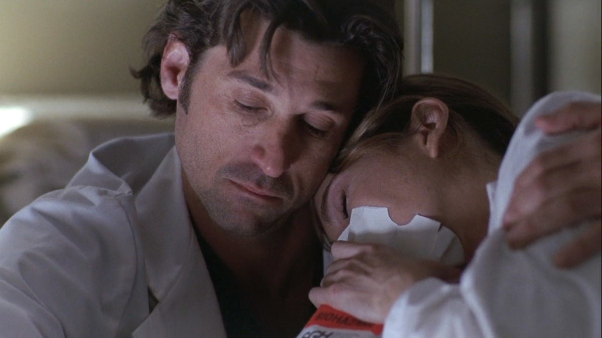 postitMD's tweet image. derek hugging meredith while she's crying warms my heart 🥺

#merder #greysanatomy