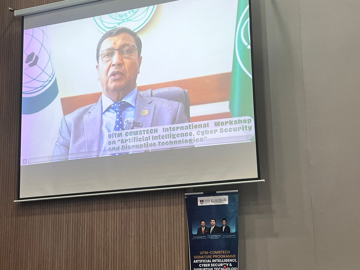 OIC_COMSTECH's tweet image. The UiTM–COMSTECH International Workshop on AI, Cyber Security &amp;amp; Disruptive Technologies kicks off in Kuala Lumpur.
Experts from 18+ OIC member &amp;amp; observer states are joining to discuss emerging tech, digitalisation and cybersecurity.
@uitmofficial 
@MYHCIslamabad
@PakinMalaysia_