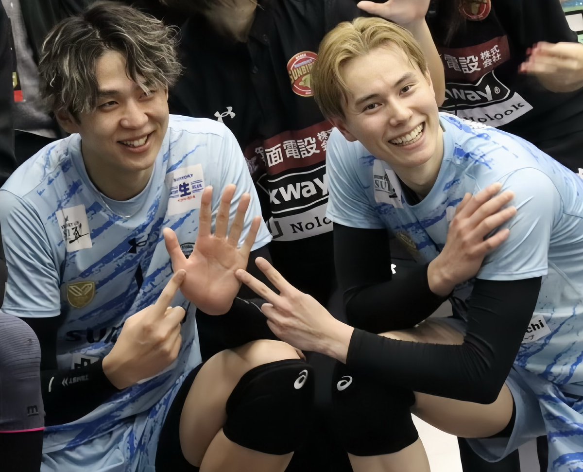 9勝目なのにいい笑顔で8勝目ぇ！ってやってる2人かわいい 2025.11.23