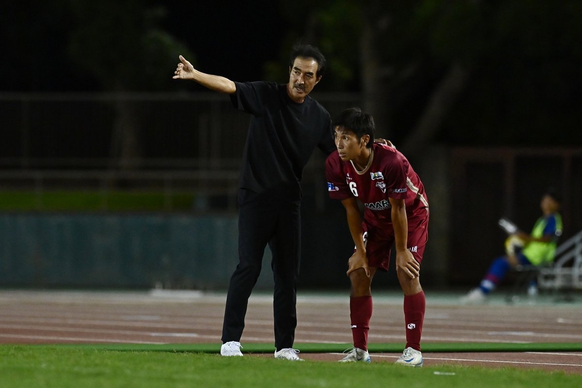 asukaFC_'s tweet photo. 美濃部直彦 監督退任のお知らせ

前身のポルベニル飛鳥から飛鳥FCに掛け5シーズンに亘り共に闘っていただいた、美濃部直彦 監督が、今シーズン限りで退任することとなりましたので、コメントと合わせてお知らせいたします。
https://t.co/vEtGgpoFkb

GREAT THANKS‼️ミ��さん‼️

#美濃部直彦 #監督 #飛鳥FC #asukafc #ポルベニル飛鳥
@minobenaohiko