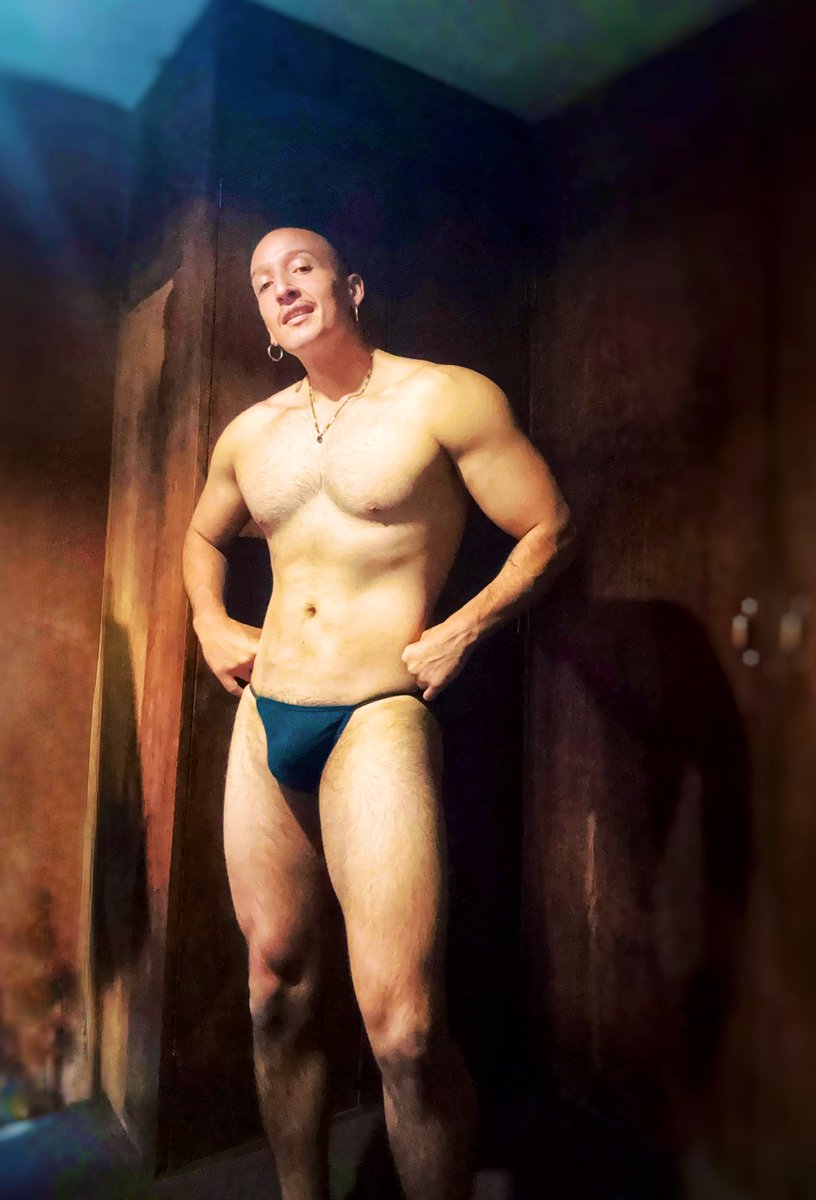 BaruchTenorio's tweet photo. Me prometí que iba a llegar distinto y se cumplió!! La primera mitad está hecha!! 😍🤭 https://t.co/reCJMpYFTk
