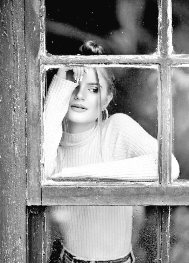 Deixar anar dol. 
Sostenir l insostenible dol més . 
Moolt boon diaa a tothooom !!!!!