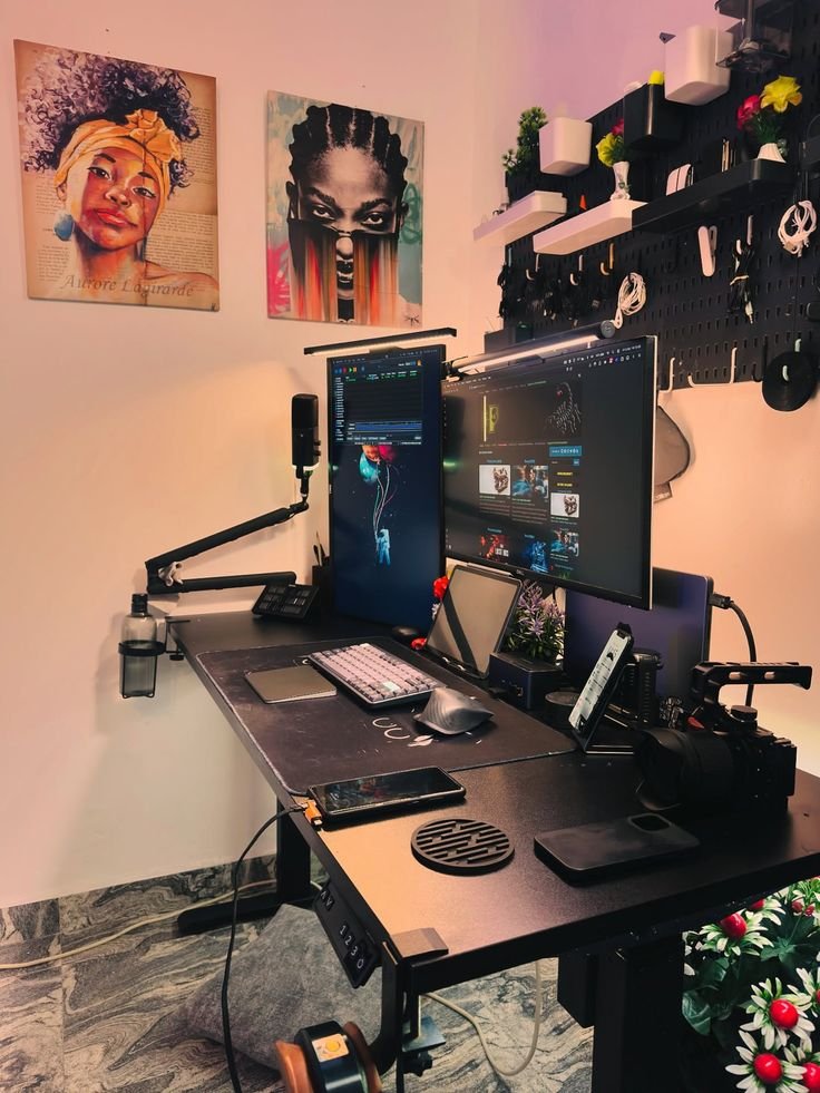 code_meets_ai's tweet image. Hi! I’m looking forward to #connect with people who are interested in:-

💻 Leetcode
🎗️ Full-stack developer 
🪩Web Development 
💼Solopreneur
🎨Frontend 
🚨Backend 
⚛️React
👦javascript
🖍️Tailwind
📌NodeJs
✅Software Development
#buildinpublic #letsconnect #connection