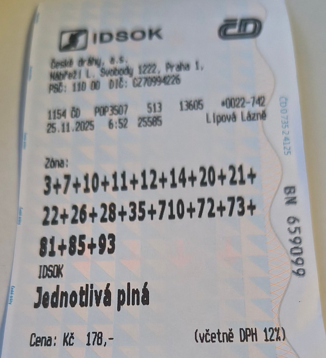 hrzinap's tweet image. Domácí úkol z matematiky, nebo jizdenka do Olomouce?