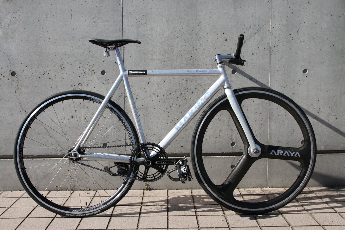 PAUL TRACKハブ R90SL ピストホイール リア 原付欲しいのでピストのホイール誰か買ってください😭 転売目的でも