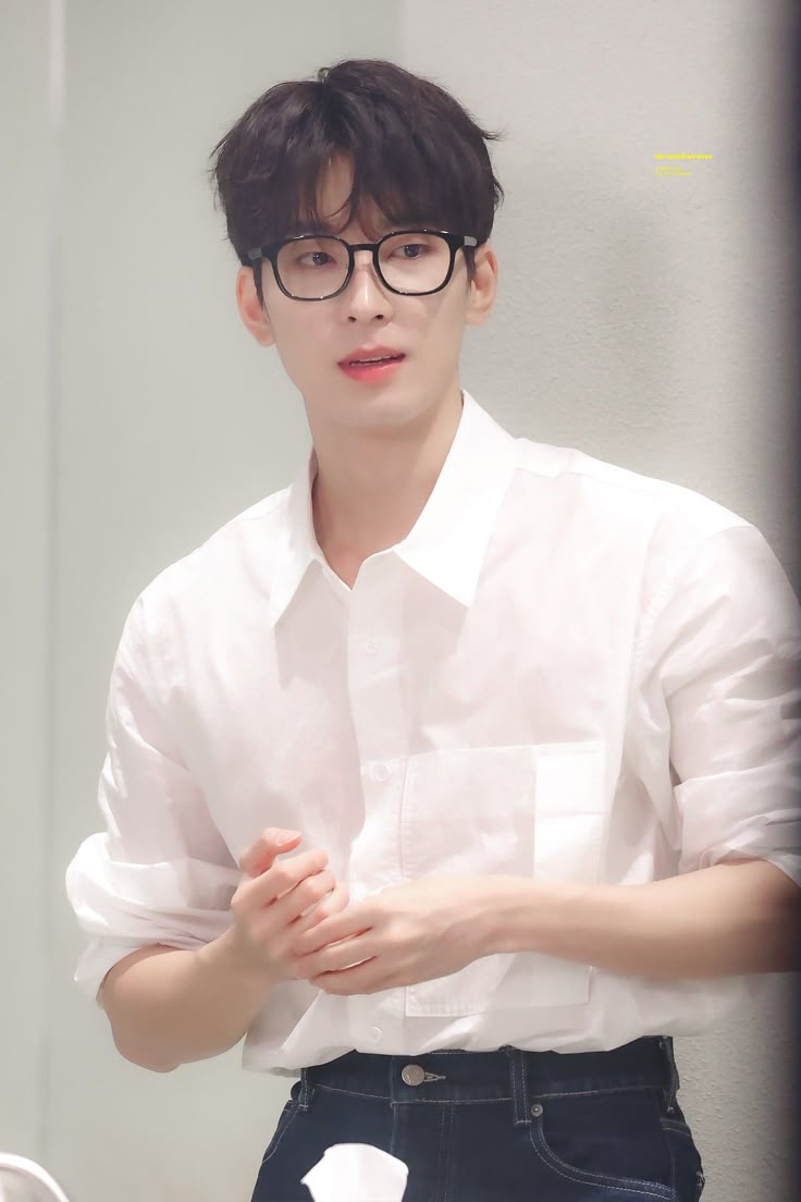 assrist's tweet image. ㅤ
ㅤ
𝒆𝒛𝒓𝒂.𝒎𝒉 New Instagram Post 

📍Modex Building 
⠀⠀&quot;New Start&quot; 
ㅤ
ㅤ