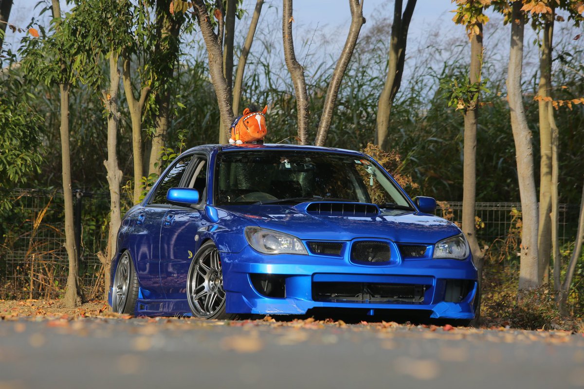 Akatuki_Saku's tweet image. という事で今年最後の仕様変更です笑
Fバンパー、サイドを変えました！！（Mスポーツ）
塗装は（@PAINTGARAGE87 ）様にしてもらいマジでカッコよくなりました！！ありがとうございました！