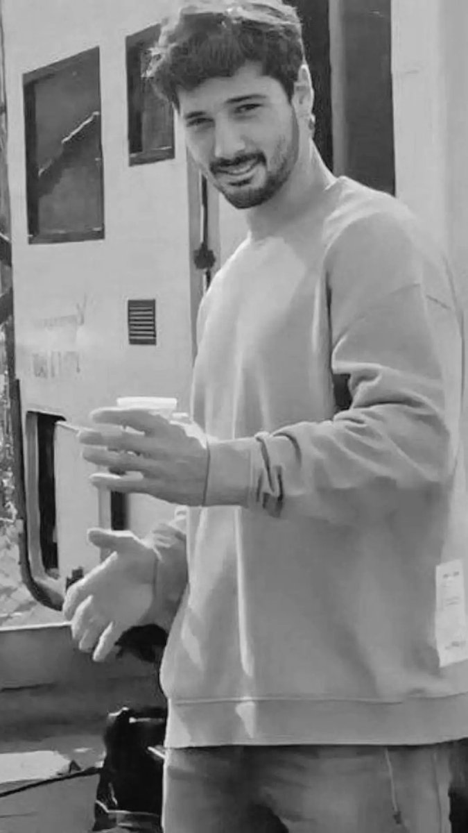 Asmasm11220's tweet image. #DenizCanAktaş
🩶🩶🩶