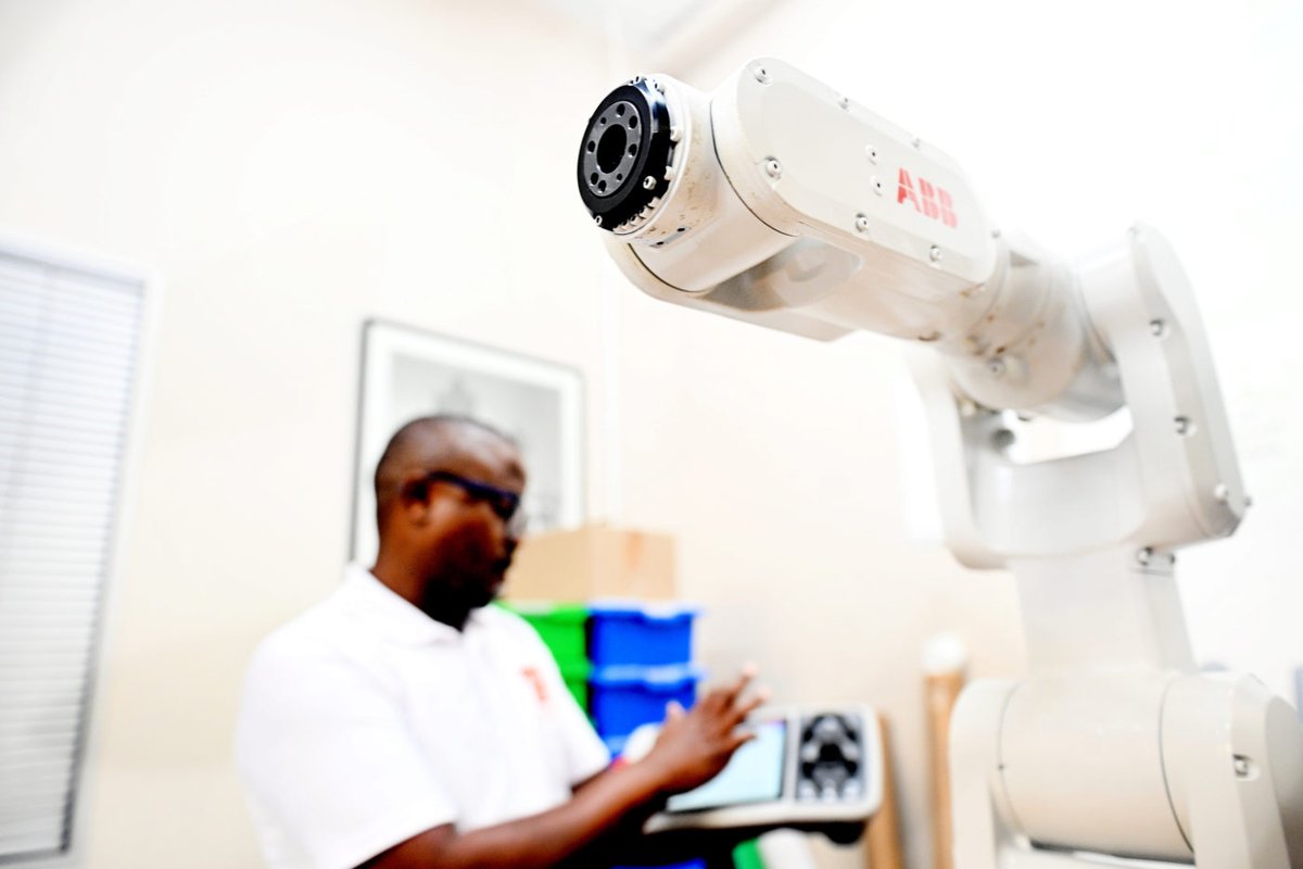 go2uj's tweet image. Seven University of Johannesburg (UJ) academics have been elected to two of the country’s most recognised scientific bodies, taking their place among South Africa’s most distinguished scientists.

Read more: 👇
news.uj.ac.za/news/uj-schola…
#UJAllTheWay #UJ20