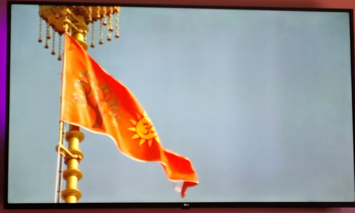 SingChaupai's tweet image. Feeling blessed to witness this moment 😇🙏🚩
#dharamdhwaja #jaisiyaram #JaiShriRam