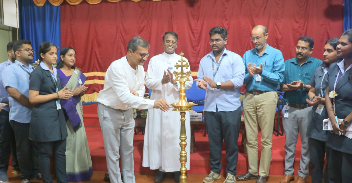 Sahrdaya_SCAS's tweet photo. "DEPARTMENT OF COMPUTER SCIENCE AND APPLICATION ASSOCIATION INAUGURATION"

#sahrdayacollegeofadvancedstudies #computersciencedepartment #associationinauguration https://t.co/z5hDmq9TRr