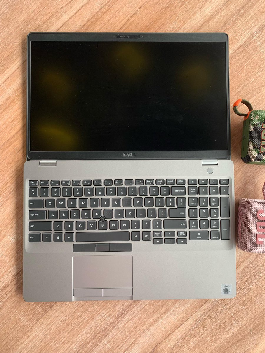 Val_Gadget's tweet image. Adobe Premiere Pro: Professional video editing with timeline-based precision and Adobe integration. 
 
Adobe After Effects: Creates motion graphics, visual effects, and dynamic animations.  

DaVinci Resolve: All-in-one editing, color grading, VFX, and audio post-production.…