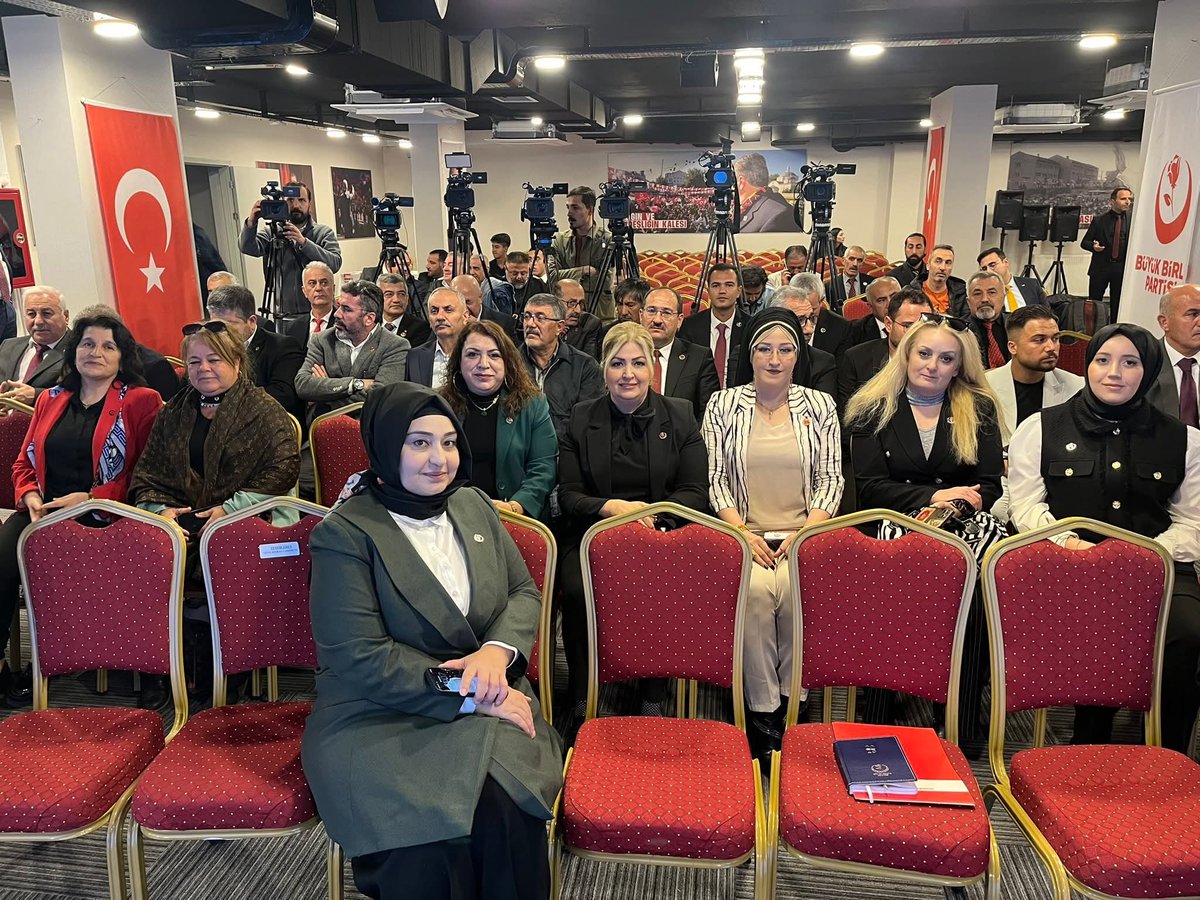 Genel Başkanımız Sayın Mustafa Destici’nin, Akdeniz ve Güneydoğu Anadolu Parti İçi Eğitim Toplantımızın açılış konuşmasını gerçekleştirdiği programa katılım sağladım.