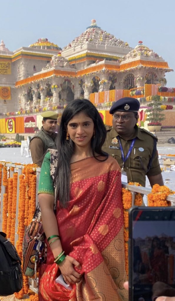 smitharanganath's tweet image. ಭವ್ಯ ಮಂದಿರ ಕಂಡ ಕಣ್ಣುಗಳು
 ಟೆಂಟ್ ನಲ್ಲಿ ಶತಮಾನ ಕಾದಿದ್ದ ರಾಮನನ್ನ ಎಂದಿಗೂ ಮರೆಯೊಲ್ಲ..

#RamMandir 🚩