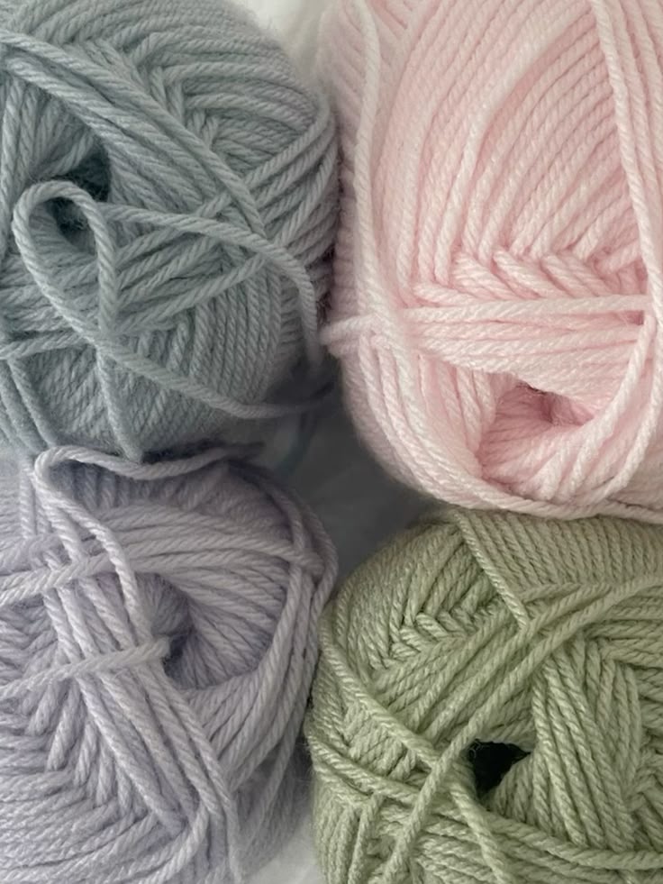 HextechForged's tweet image. Hope these colors are good enough for Carmilla 😞