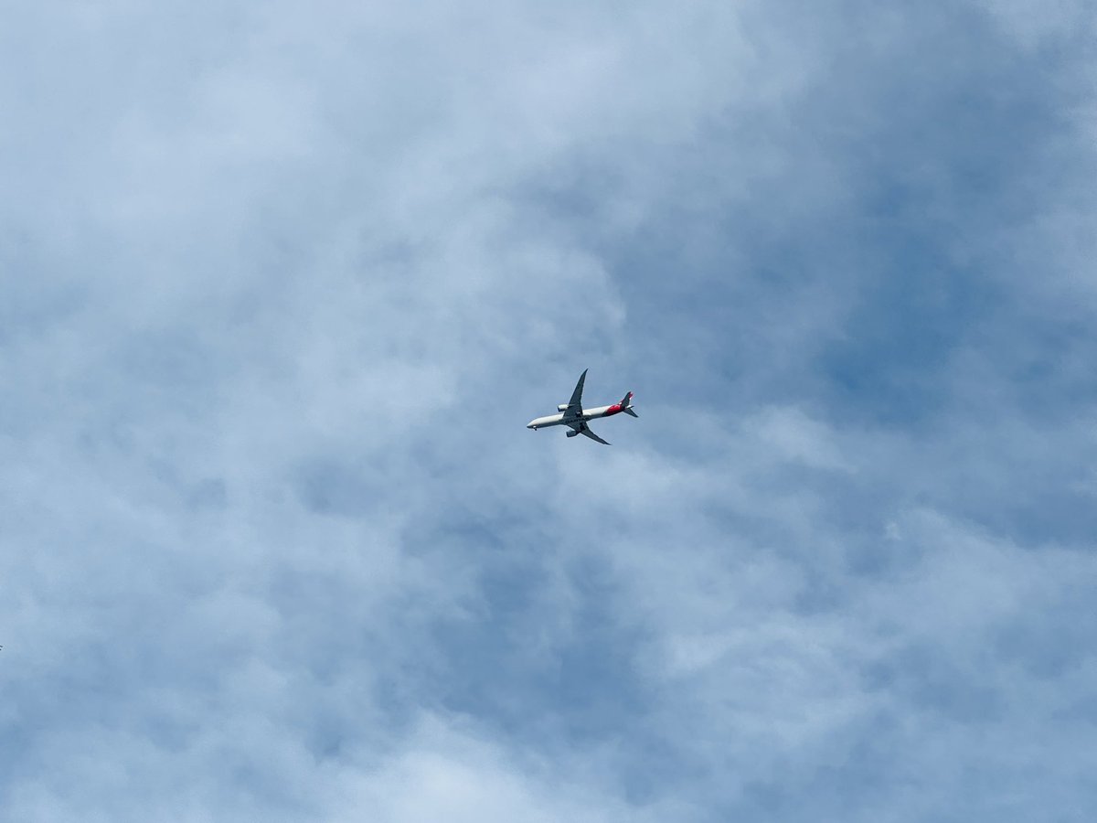 Iamabhi_44's tweet image. Zuuuuuuuyyyyy  😂

Evening's at #Brisbane 📸 😍