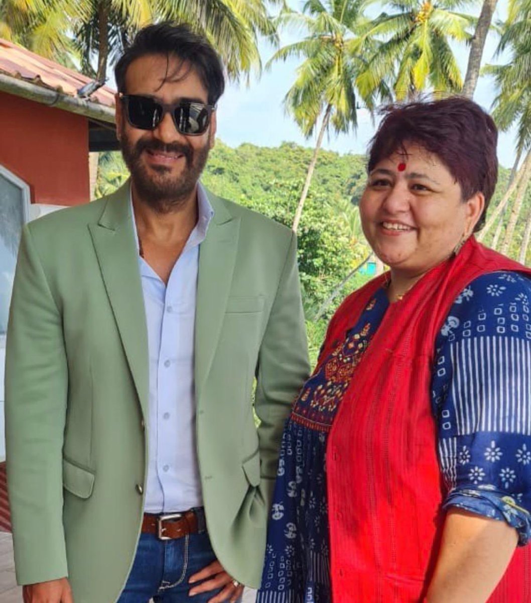 ajaydevgn's tweet image. Deeply saddened to hear about senior journalist Vibha Kaul ji’s demise. A kind soul gone too soon. 

Prayers for her family. Om Shanti 🙏🏻