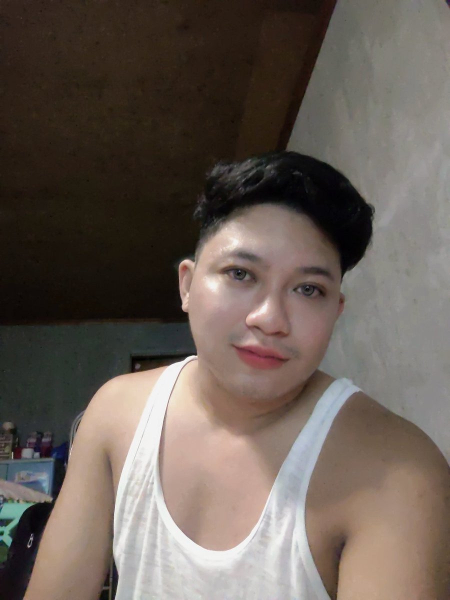 CleyAdd's tweet image. Miss ko na long waving hair ko. 🥺