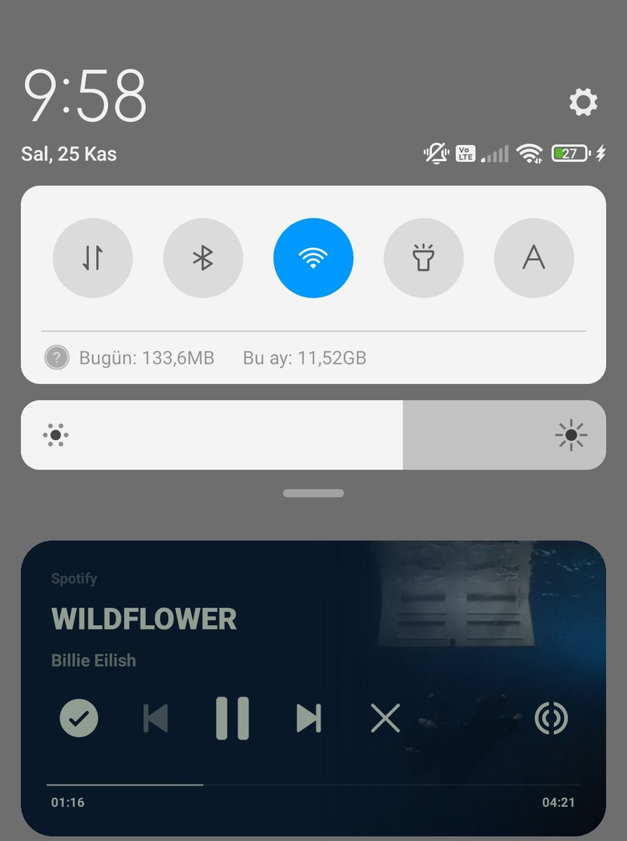 Sabah sabah açtığımız şarkıya bak 🥲