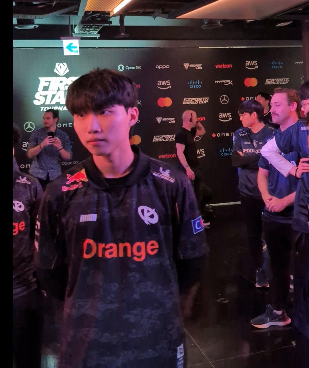 unrankedtoTim's tweet image. checked the footage and he wasn't lying lmfao