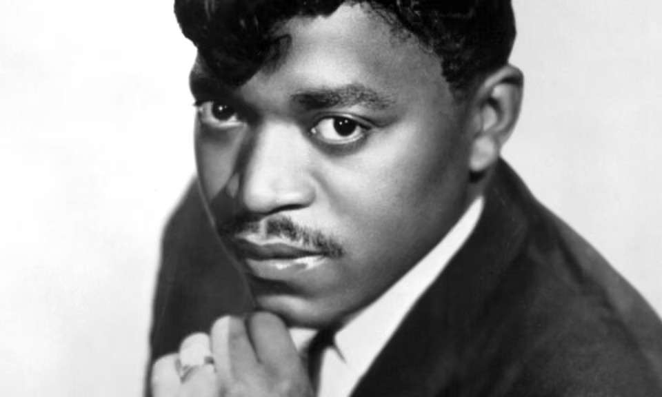 daveainsworth63's tweet photo. Remembering the great American singer Percy Sledge, who was born 3this day in 1940. He died in 2015. #PercySledge #WhenAManLovesAWoman #LoveMeTender #JustReachingOut #TimeTimeToKnowHer #ManyRiversToCross #IllBeYourEverything https://t.co/tmMlHUH44q