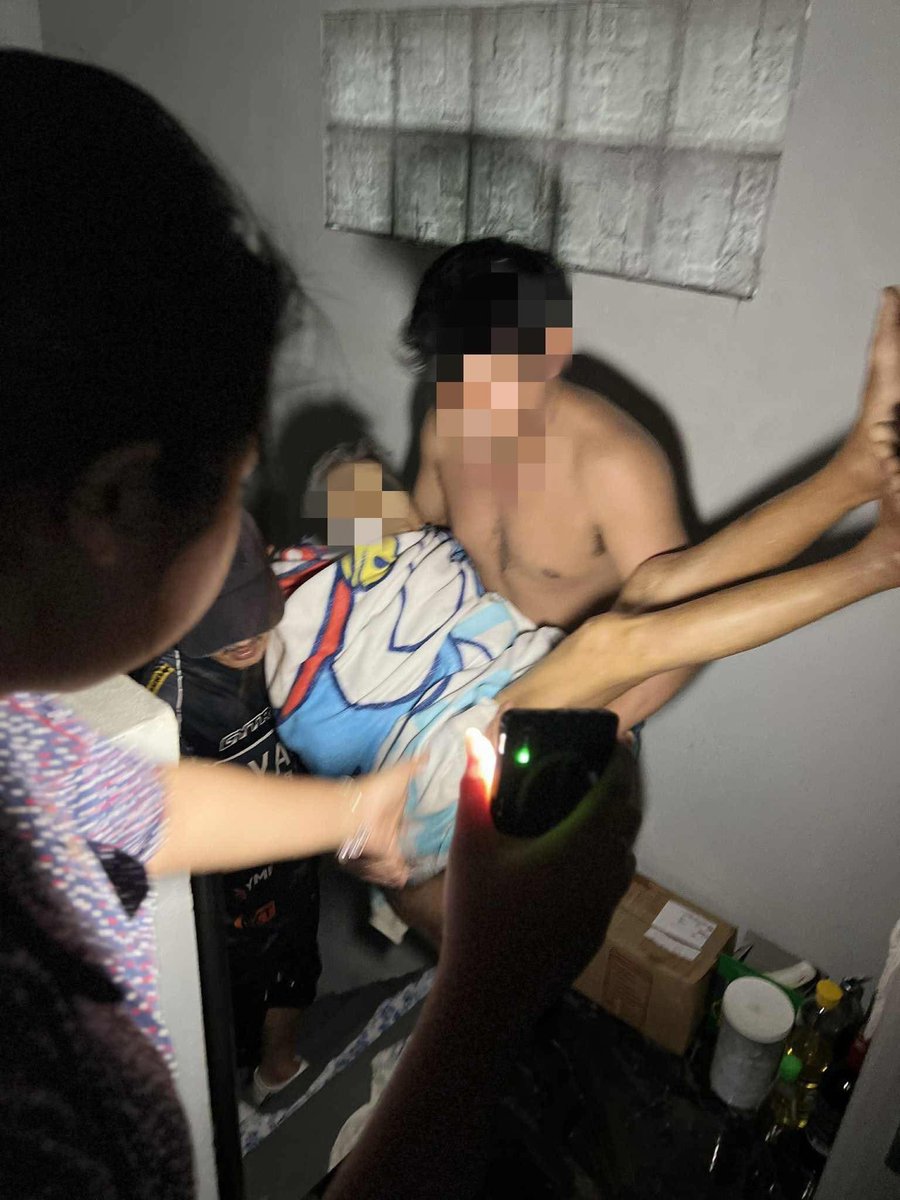 hellopatto's tweet image. ฝากแชร์ค่ะ เร่งติดต่อเบอร์ 099-091-9235 (แบตจะหมดแล้วค่ะ) โทรหาหลายหน่วยงานแล้วไม่ติดเลยซักเบอร์

มีผู้ป่วยติดเตียง กับคนติดอยู่ 8 คน

ขอความช่วยเหลือเร่งด่วนมากค่ะ พิกัด179 ถนนมงคลประชา2 (เขต8)

 #น้ำท่วมหาดใหญ่ #น้ำท่วมภาคใต้ #น้ำท่วม